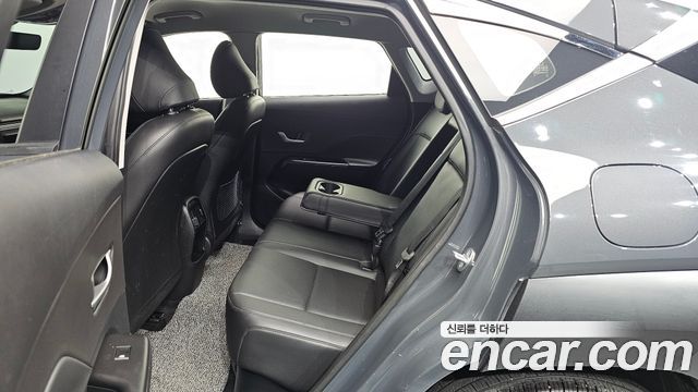 Hyundai Kona 2023 — photo 11