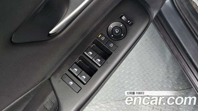 Hyundai Kona 2023 — photo 12