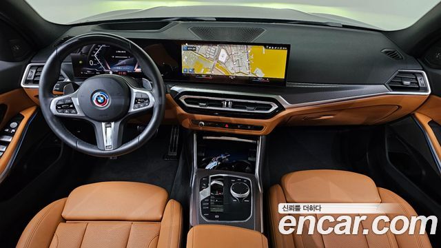 BMW 3-Series 2024 — photo 10