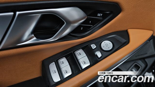 BMW 3-Series 2024 — photo 29