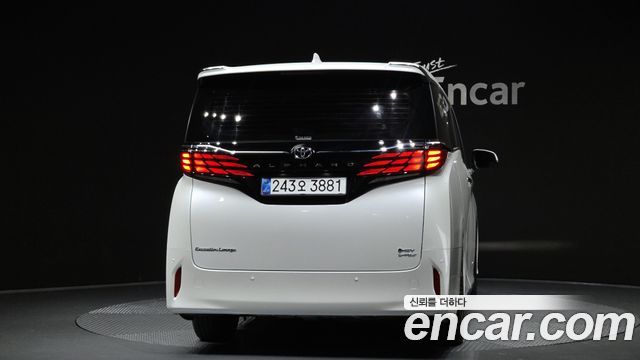 Toyota Alphard 2025 — photo 4