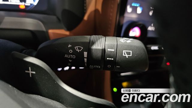 Toyota Alphard 2025 — photo 30
