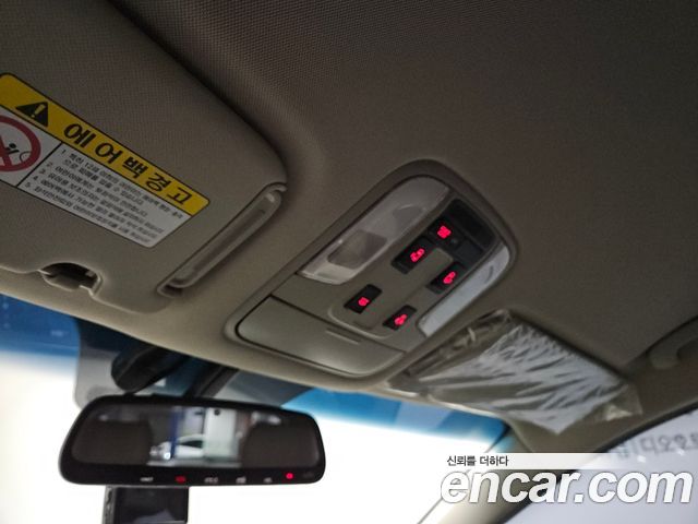 Kia Canival 2019 — photo 17