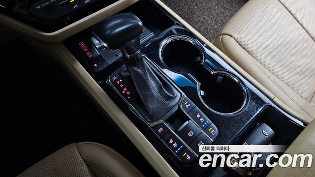 Kia Canival 2019 — photo 9