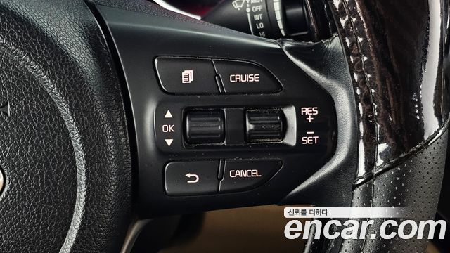 Kia Canival 2019 — photo 16