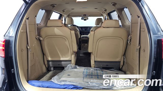 Kia Canival 2019 — photo 20