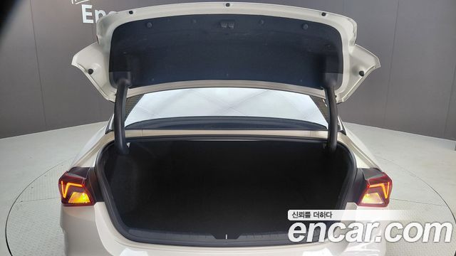 Kia K5 2021 — photo 23