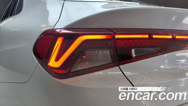 Kia K5 2021 — photo 9