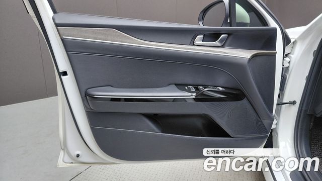 Kia K5 2021 — photo 14