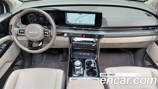 Kia Canival 2023 — photo 10