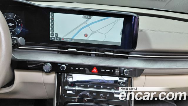 Kia Canival 2023 — photo 18