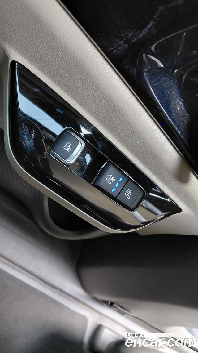 Kia Canival 2023 — photo 25