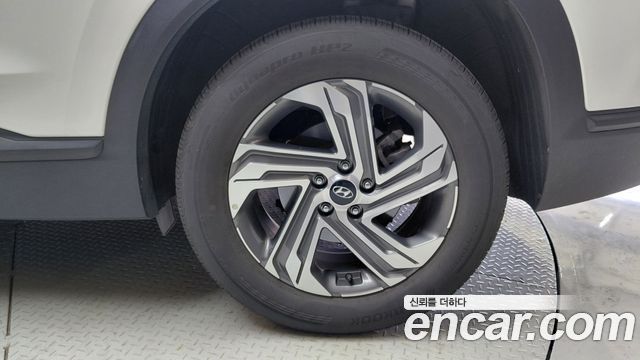 Hyundai Santafe 2023 — photo 7