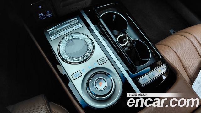 Genesis G80 2022 — photo 12