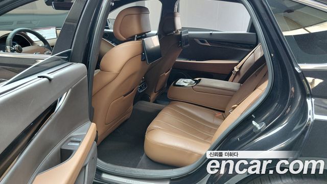 Genesis G80 2022 — photo 18