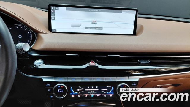 Genesis G80 2022 — photo 20