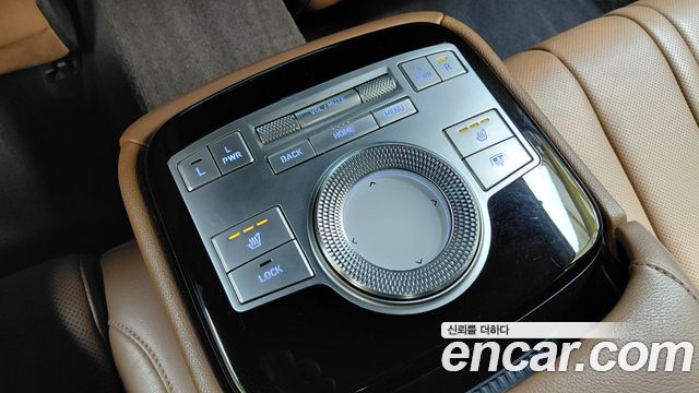 Genesis G80 2022 — photo 26