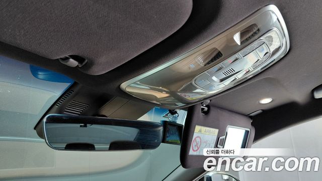 Genesis G80 2022 — photo 27