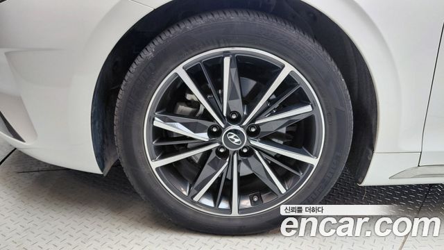 Hyundai Grandeur 2022 — photo 5
