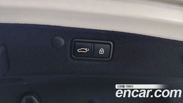 Hyundai Grandeur 2022 — photo 22