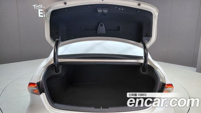 Hyundai Grandeur 2022 — photo 23