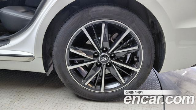 Hyundai Grandeur 2022 — photo 7