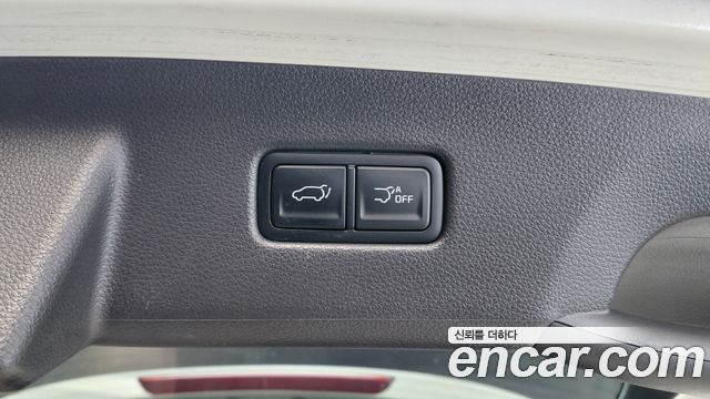 Kia Canival 2023 — photo 27