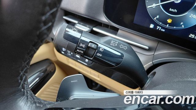 Kia Canival 2023 — photo 31