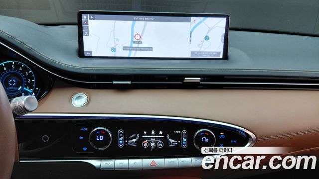 Genesis GV70 2023 — photo 19