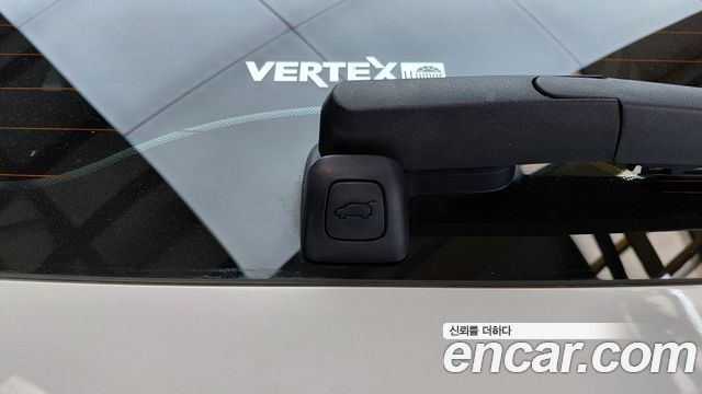 Genesis GV70 2023 — photo 23
