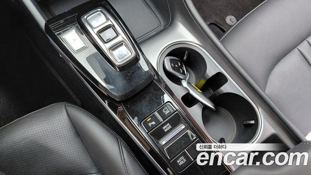 Hyundai Sonata 2023 — photo 12