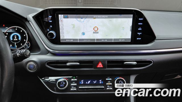 Hyundai Sonata 2023 — photo 19