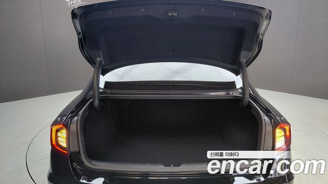 Hyundai Sonata 2023 — photo 23