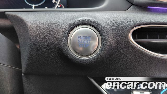 Hyundai Sonata 2023 — photo 27