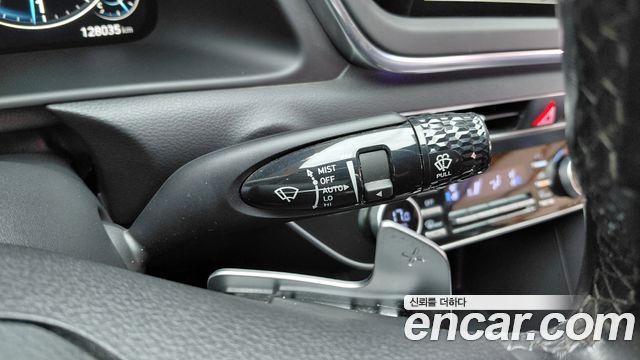 Hyundai Sonata 2023 — photo 28