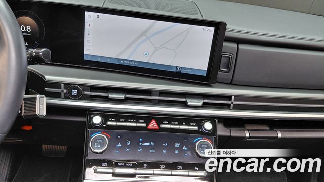 Hyundai Santafe 2024 — photo 18
