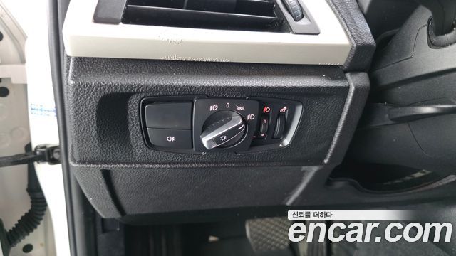 BMW 1-Series 2016 — photo 16
