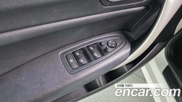 BMW 1-Series 2016 — photo 17