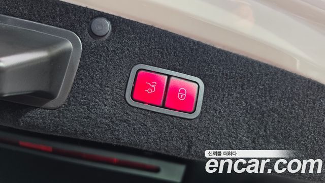Mercedes-Benz S-Class 2020 — photo 17
