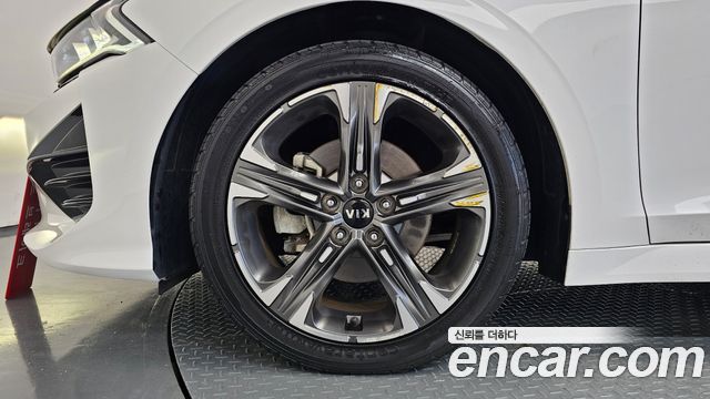Kia K5 2021 — photo 5