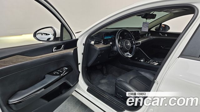 Kia K5 2021 — photo 13