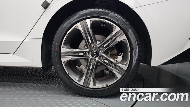 Kia K5 2021 — photo 7