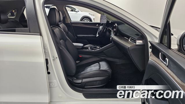 Kia K5 2021 — photo 16