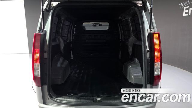 Hyundai Staria 2022 — photo 20