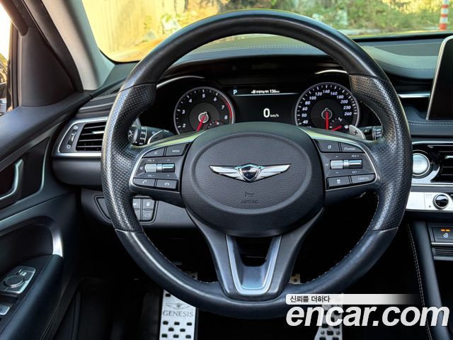 Genesis G70 2018 — photo 12