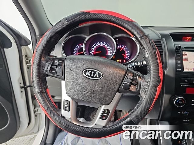 Kia Sorento 2011 — photo 9