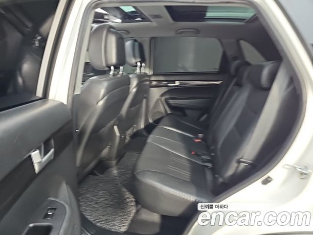Kia Sorento 2011 — photo 12