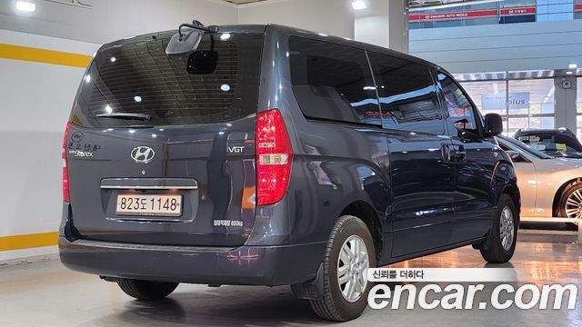 Hyundai Starex 2017 — photo 4