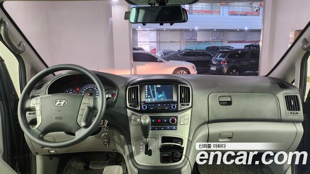 Hyundai Starex 2017 — photo 7