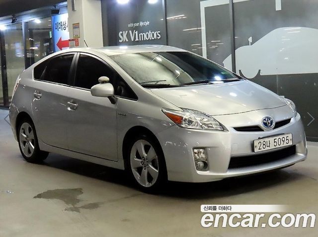 Toyota Prius 2011 — photo 1